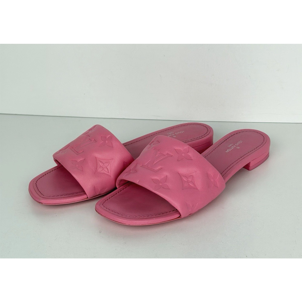 Louis Vuitton Revival Flat Mules in Embossed Pink Leather 36EU (6 US) 2020